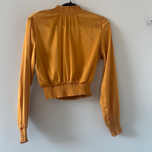 Tops - Perfect blouse for the office or a nice dinner